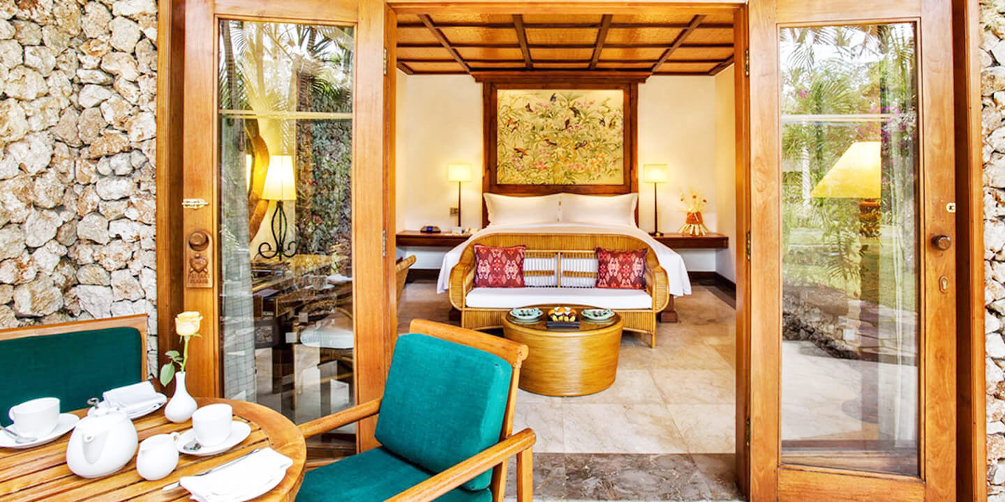 Luxury Lanai Hotel Room in Bali The Oberoi, Bali 5 star hotels in Bali