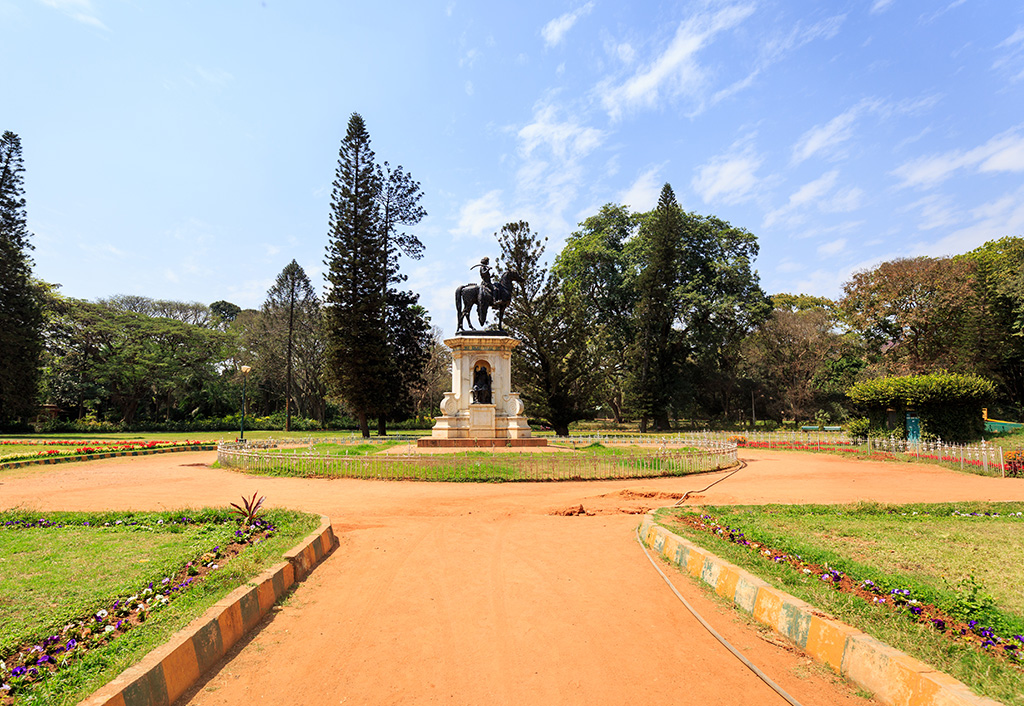 Equestrian statue in park near 5-star Hotel The Oberoi Bengaluru.