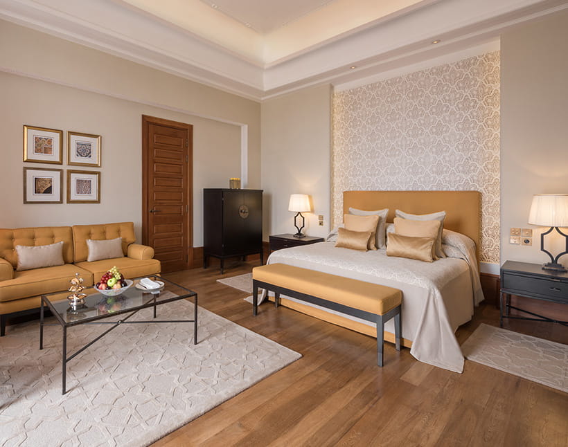 Premier Room at 5 Star Resort in Agra, The Oberoi Amarvilas