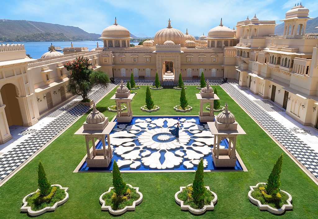 Private dome dining experience at The Oberoi Udaivilas, Udaipur – 5 star romantic resort evening.