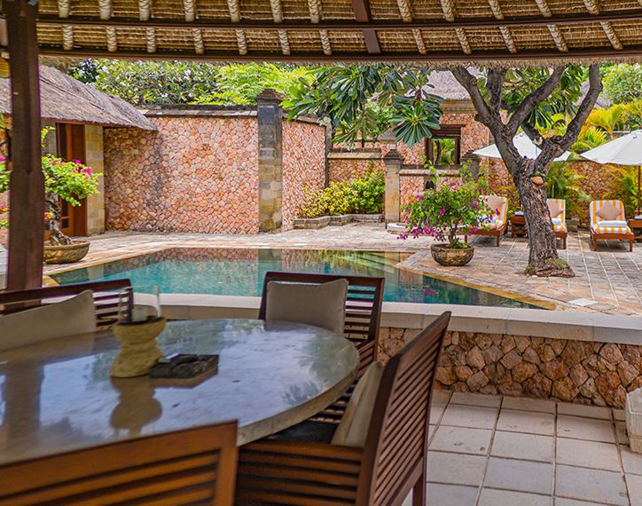 Two bedroom ocean view villa with lush surroundings in Lombok