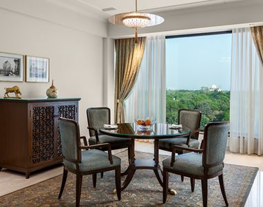 Deluxe room decor at The Oberoi New Delhi, 5 star hotel stay.