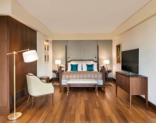 Kohinoor suite interior at The Oberoi New Delhi, 5 star hotel.