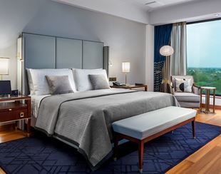 Luxury setting at The Oberoi New Delhi, 5 star hotel.