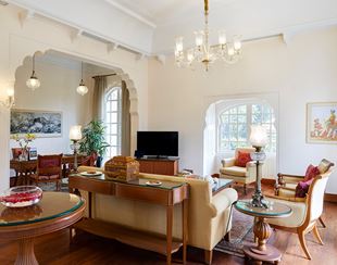 Luxurious living room in The Oberoi Sukhvilas Siswan Forest Resort.