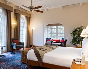 Luxurious room in The Oberoi Sukhvilas, Siswan Forest Resort