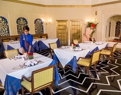 Starlit dinner at Udaimahal featuring thali presentation and candlelight at The Oberoi Udaivilas, 5 star hotel in Udaipur