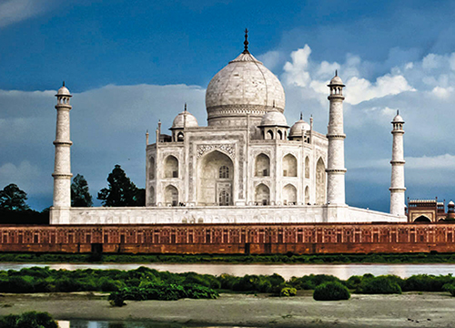 Taj-Mahal-Agra-522x593