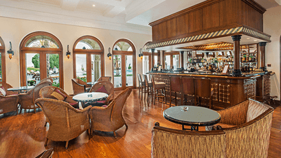 The Bar at The Oberoi Beach Resort Sahl Hasheesh
