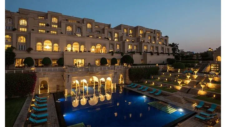Dine Under the Stars Experience at 5 Star Resort, The Oberoi Amarvilas, Agra
