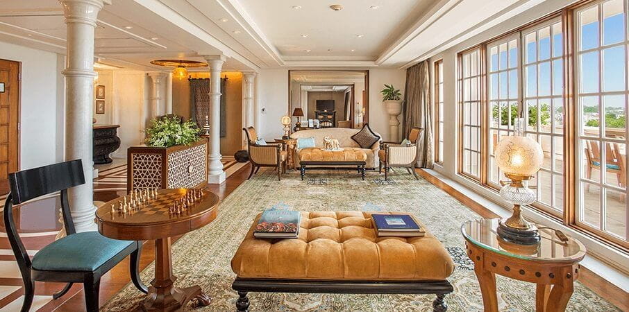 Kohinoor Suite - Living room - majestically furnished