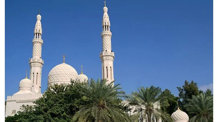 al-zorah-destination-jumeriah-mosque-724x426