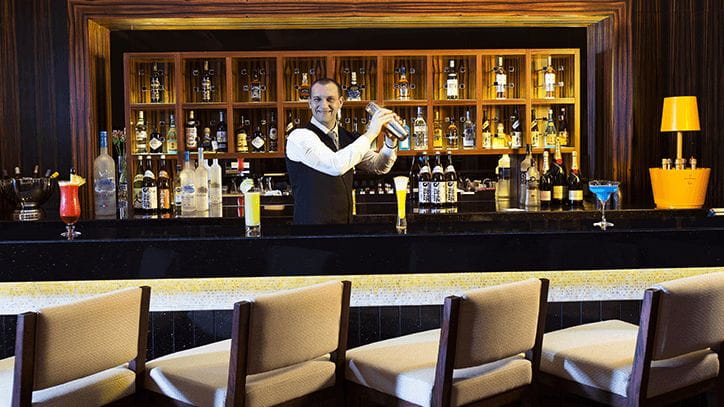 The Lobby Bar Best Bar in Dubai at The Oberoi Dubai