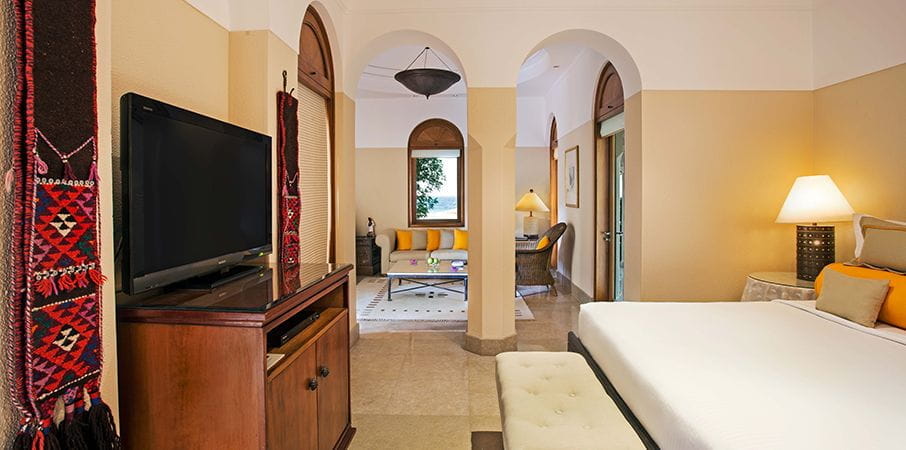 Superior Deluxe Suite in The Oberoi Beach Resort Sahl Hasheesh