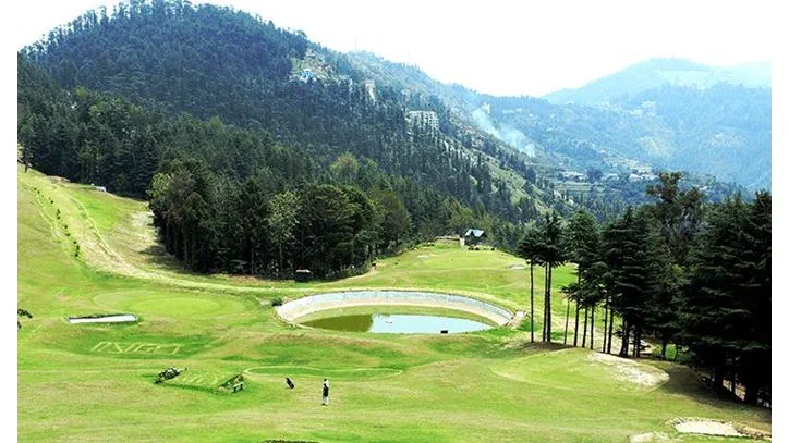 Naldhera Golf Course, Shimla