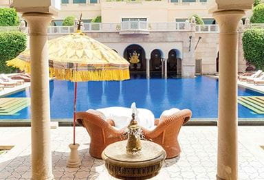 Glorious Hotels Of India - 