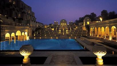 amarvilas-gallery-featured-3-exterior-evening-724x407
