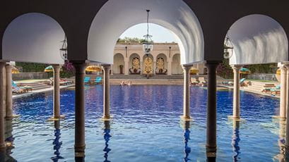 amarvilas-gallery-featured-9-swimming-pool-724x407