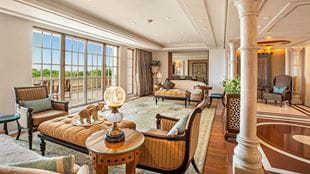 Kohinoor Suite at 5 Star Luxury Resort in Agra, The Oberoi Amarvilas