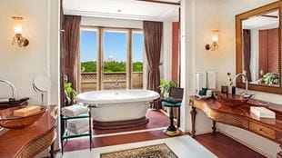 Kohinoor Suite at 5 Star Luxury Resort in Agra, The Oberoi Amarvilas