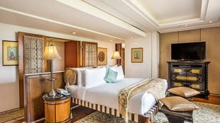 Kohinoor Suite at 5 Star Luxury Resort in Agra, The Oberoi Amarvilas