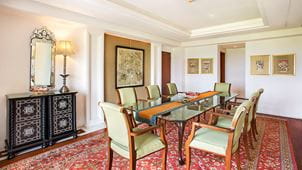 Kohinoor Suite at 5 Star Luxury Resort in Agra, The Oberoi Amarvilas