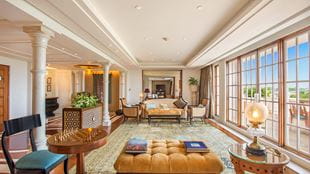 Kohinoor Suite at 5 Star Luxury Resort in Agra, The Oberoi Amarvilas