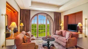 Kohinoor Suite at 5 Star Luxury Resort in Agra, The Oberoi Amarvilas