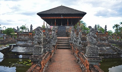 Klungkung Palace and Kertha Gosa Pavilion in Bali