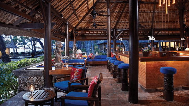 Kayu Bar Best Bar at 5 Star Luxury Resort The Oberoi Bali