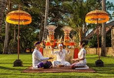 Renewal of Vows Experience at 5 Star Luxury Beach Resort The Oberoi Bali