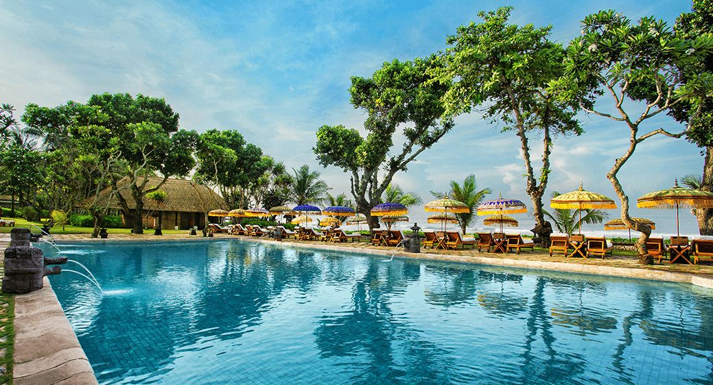Swimming Pool at The Oberoi Beach Resort Bali