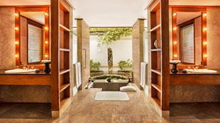 Luxury Villa Garden View at 5 Star Beach Resort The Oberoi Bali