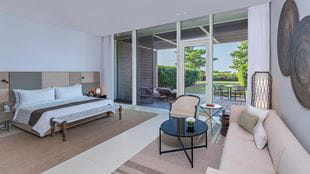 Deluxe Suites with Private Garden at 5 Star Luxury Resort The Oberoi Beach Resort Al Zorah
