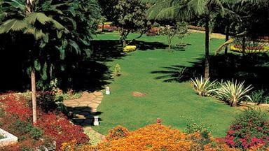 bengaluru-gallery-featured-2-garden-shot-724x407