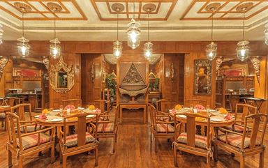 Baan Thai, Thai Cuisine Restaurant at The Oberoi Grand, Kolkata
