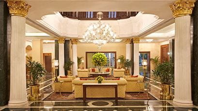 kolkata-gallery-featured-1-lobby-724x407