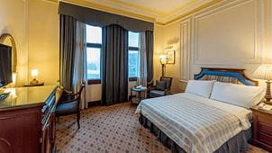 Deluxe Room, The Oberoi Grand, Kolkata