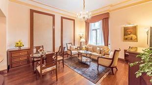 Deluxe Suite, The Oberoi Grand, Kolkata