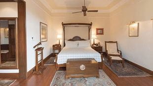 Luxury suite, The Oberoi Grand, Kolkata