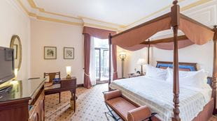Deluxe Suite, The Oberoi Grand, Kolkata