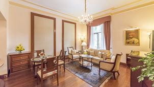 Deluxe Suite, The Oberoi Grand, Kolkata