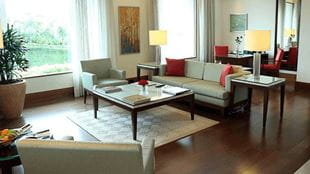 Deluxe Suite at 5 Star Hotel The Oberoi Gurgaon