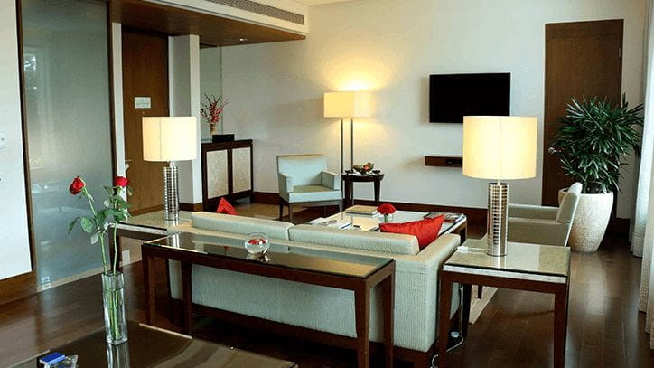 Deluxe Suite at Luxury Hotel The Oberoi Gurgaon
