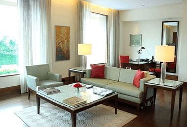 Deluxe Suite at Luxury 5 Star Hotels The Oberoi Gurgaon
