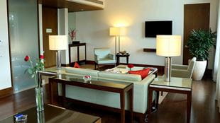 Deluxe Suite at 5 Star Luxury Hotel The Oberoi Gurgaon