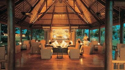 Tokek Bar at The Oberoi Beach Resort Lombok