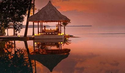 Romantic Sunset Dinner by the Beach