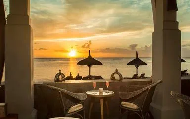 The Bar at The Oberoi Beach Resort Mauritius