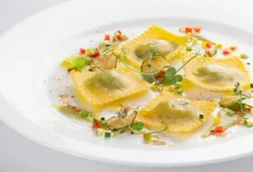 mumbai-ricotta-spinach-raviolli-dining-382x259